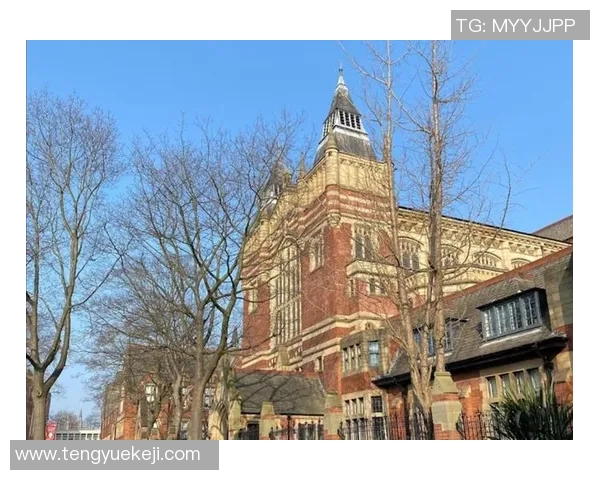 利兹市与诺丁汉市的魅力对比探讨与城市发展潜力分析