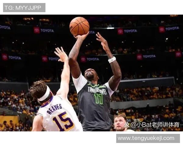 森林狼与勇士激战回顾：一场精彩绝伦的NBA对决分析与亮点总结