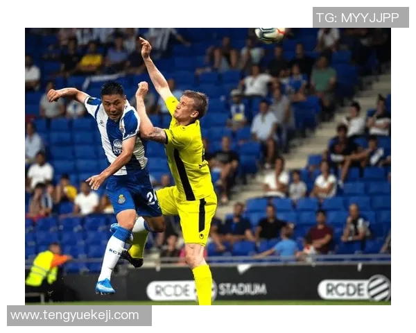 西班牙联合与库里科的激烈对决揭示足球战术与团队合作的精彩瞬间