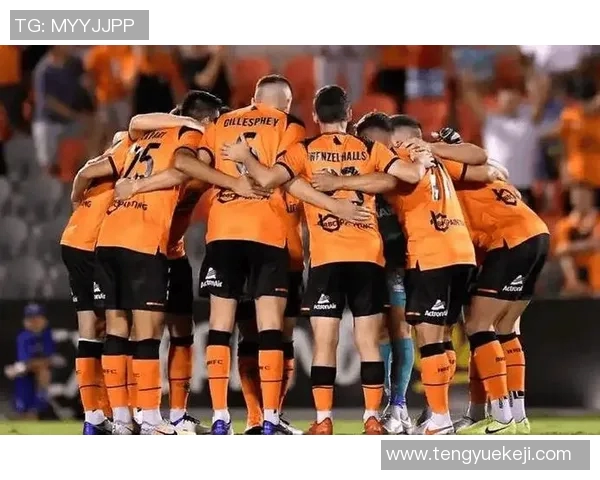 墨胜利与柏斯光荣的激烈对决展现足球魅力与团队精神的巅峰较量