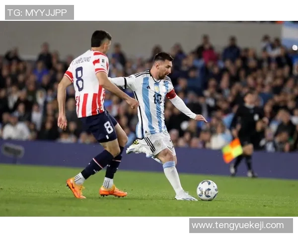 阿根廷与巴拉圭激战成平局双方实力相当展现精彩对决 阿根廷与巴拉圭激战成平局双方实力相当展现精彩对决